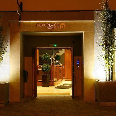 Park Place Apartments 킬라니 외부 사진