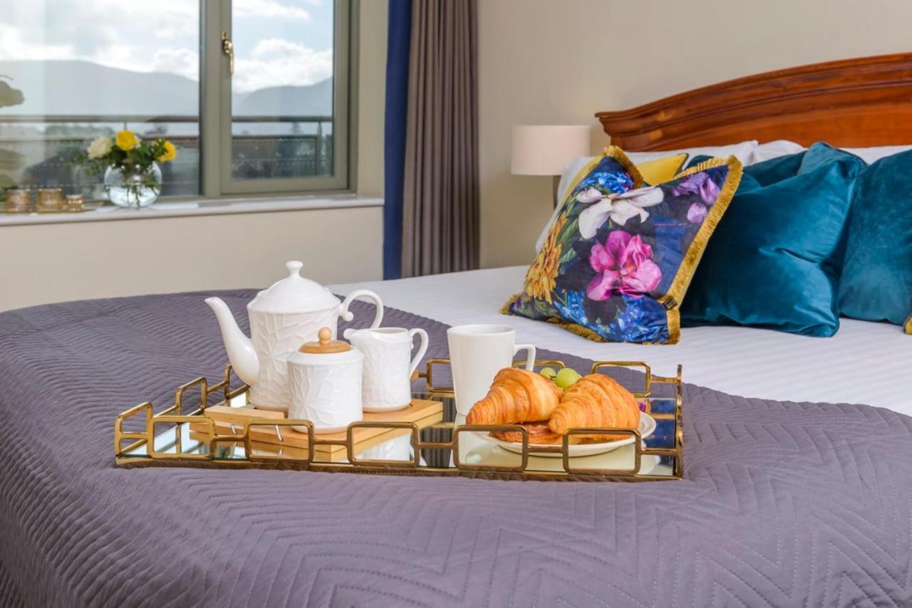 Park Place Apartments 킬라니 외부 사진