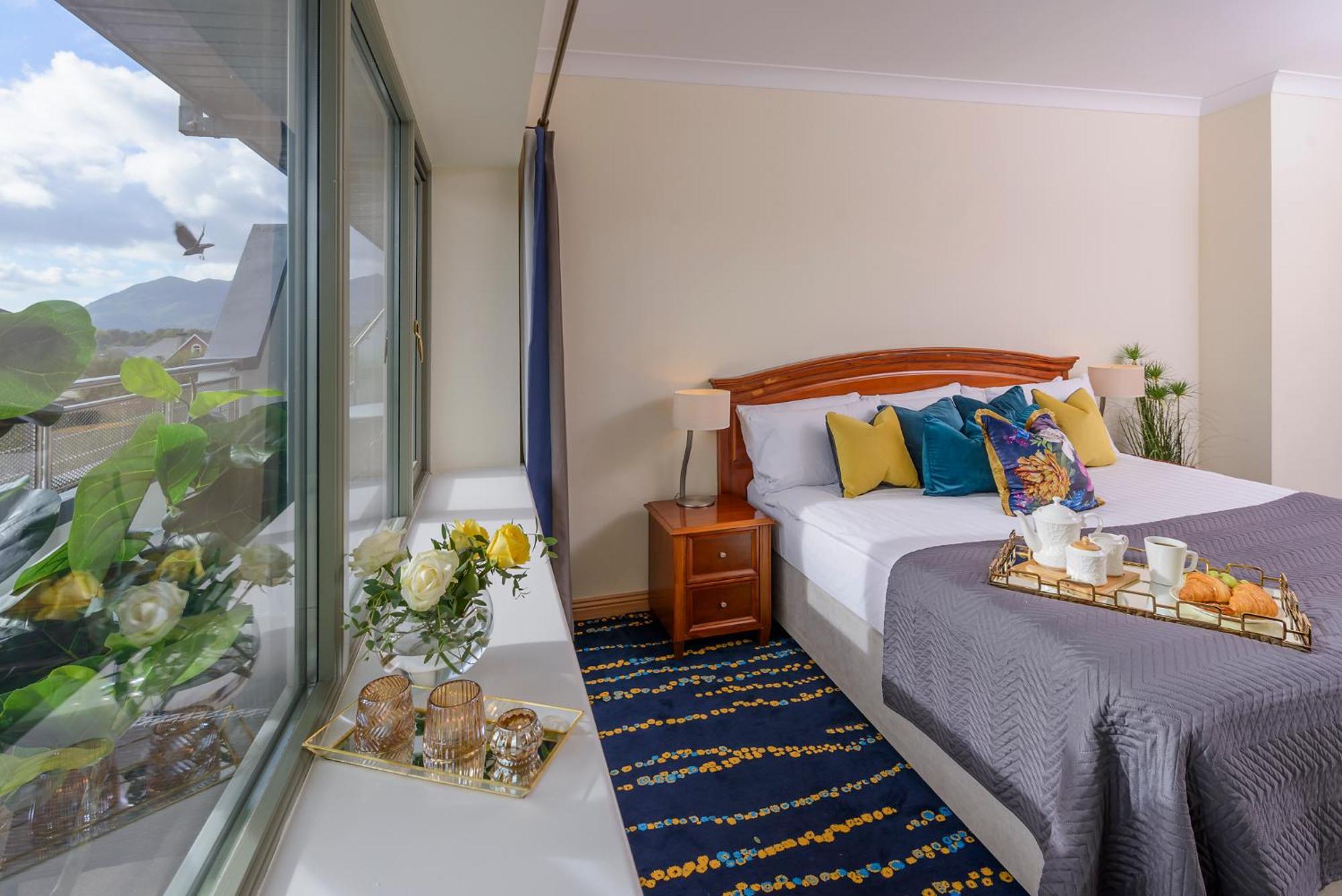 Park Place Apartments 킬라니 외부 사진